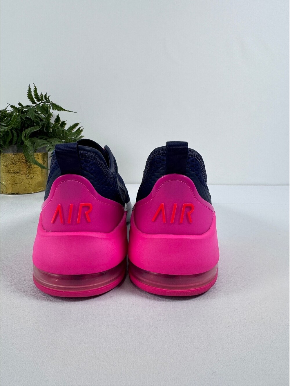 Nike Air Max Motion 2 Running Shoes Women’s 8.5 Navy Pink Athleisure Sneakers - Picture 3 of 9